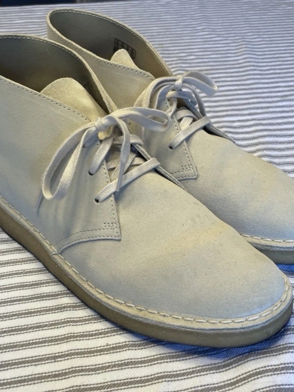 Rare Discontinued Clark’s Desert Coal Limited Edition Cream Color - 10.5 D